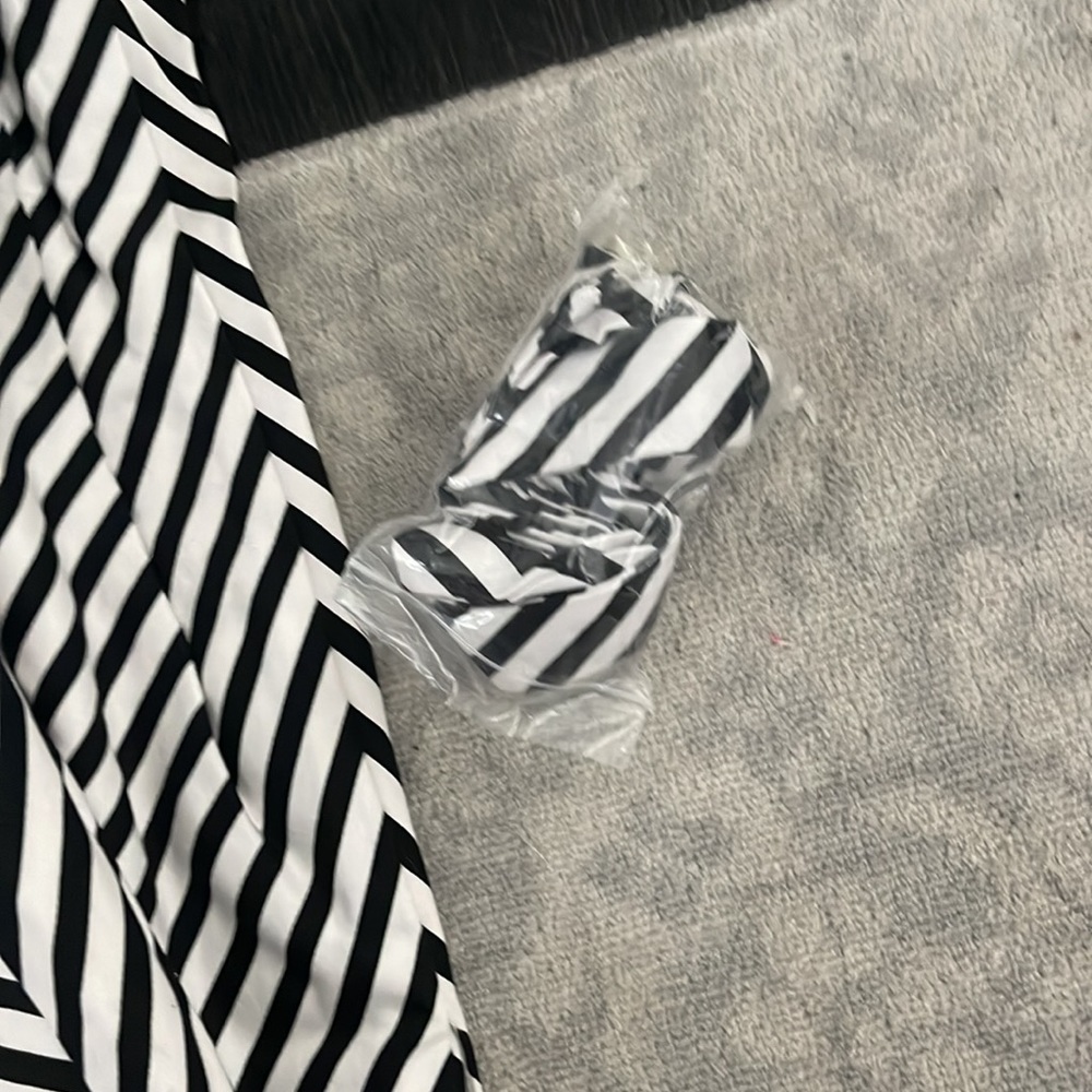 White House Black Market Dress - Picture 2 of 2